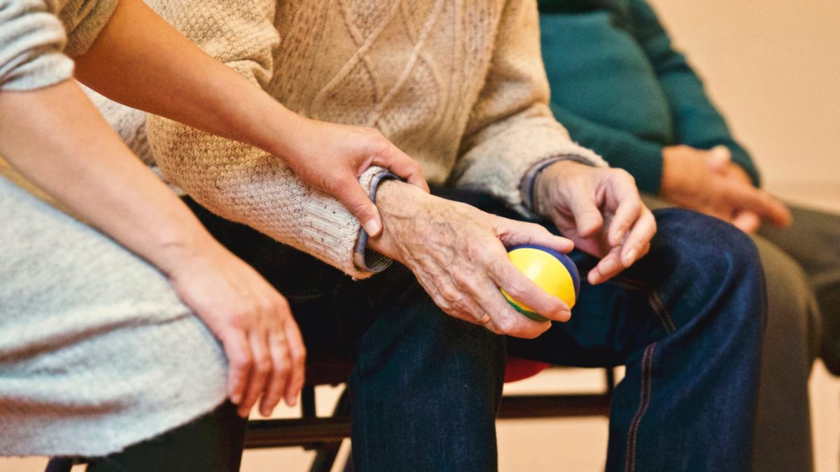 six-useful-tips-to-reduce-caregiver-anxiety